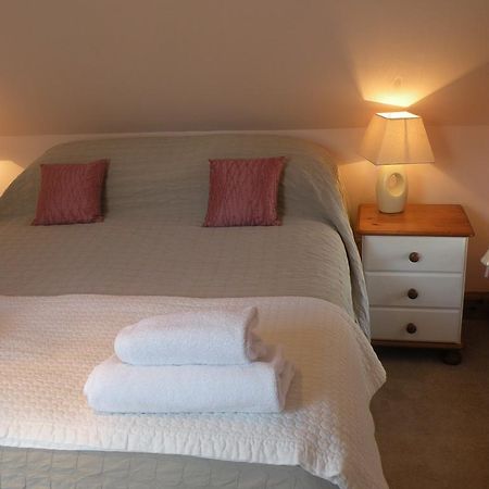 Mchugh And Loudon Cottages Saint Catherines ภายนอก รูปภาพ